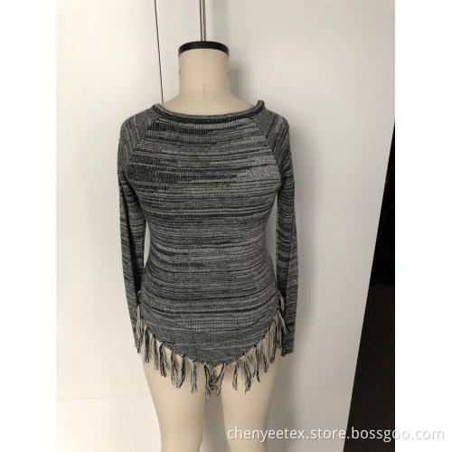 V-neck geometric fringed knit top